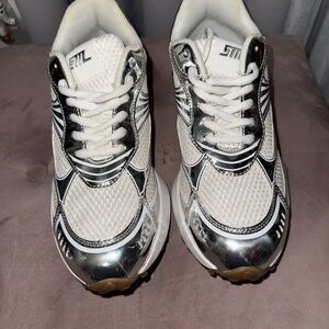 Steve Madden Cyclone Metallic Silver and White Sneakers 9.5